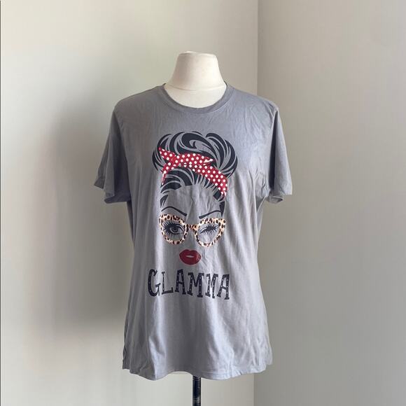 PORT & COMPANY Glamma Graphic T-Shirt Womens Sz XL Grey Wink Novelty Grandma - Picture 1 of 6